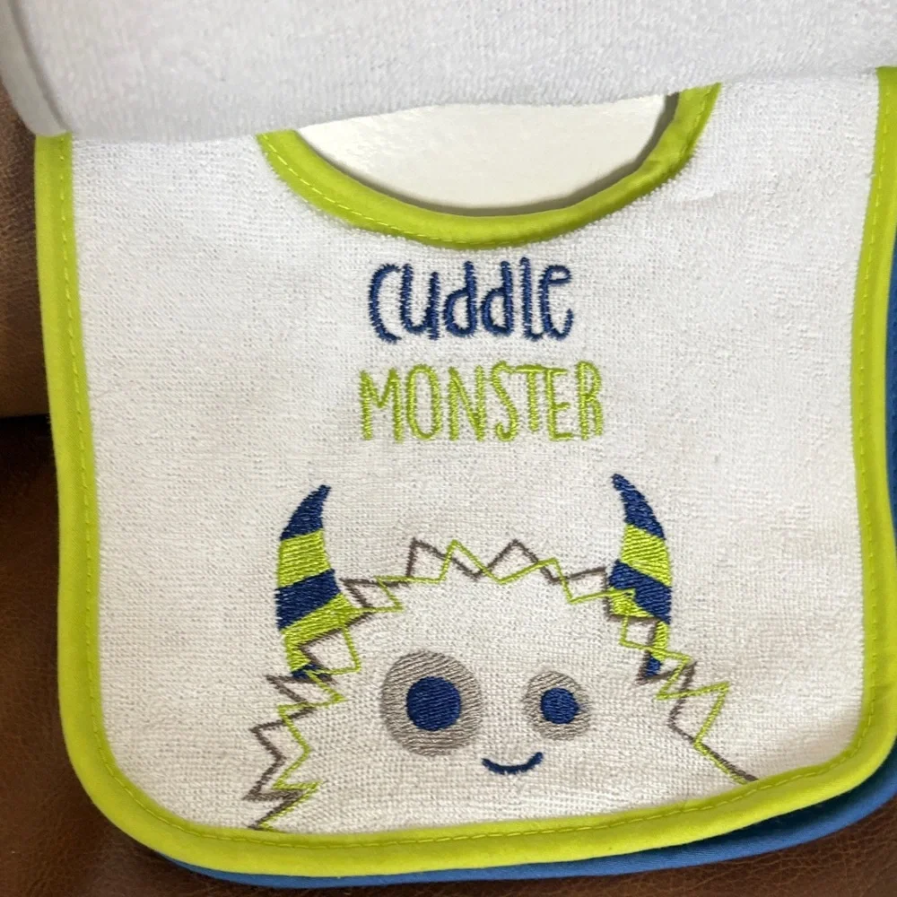 Parents Choice 4 pack Infant Bibs - Green and Blue